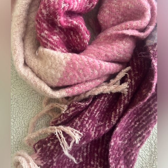 Scarves - Picture 2 of 2